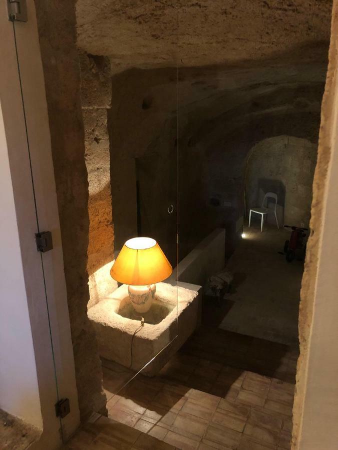 Gli Ipogei Nel Cuore Di Matera Villa Kültér fotó